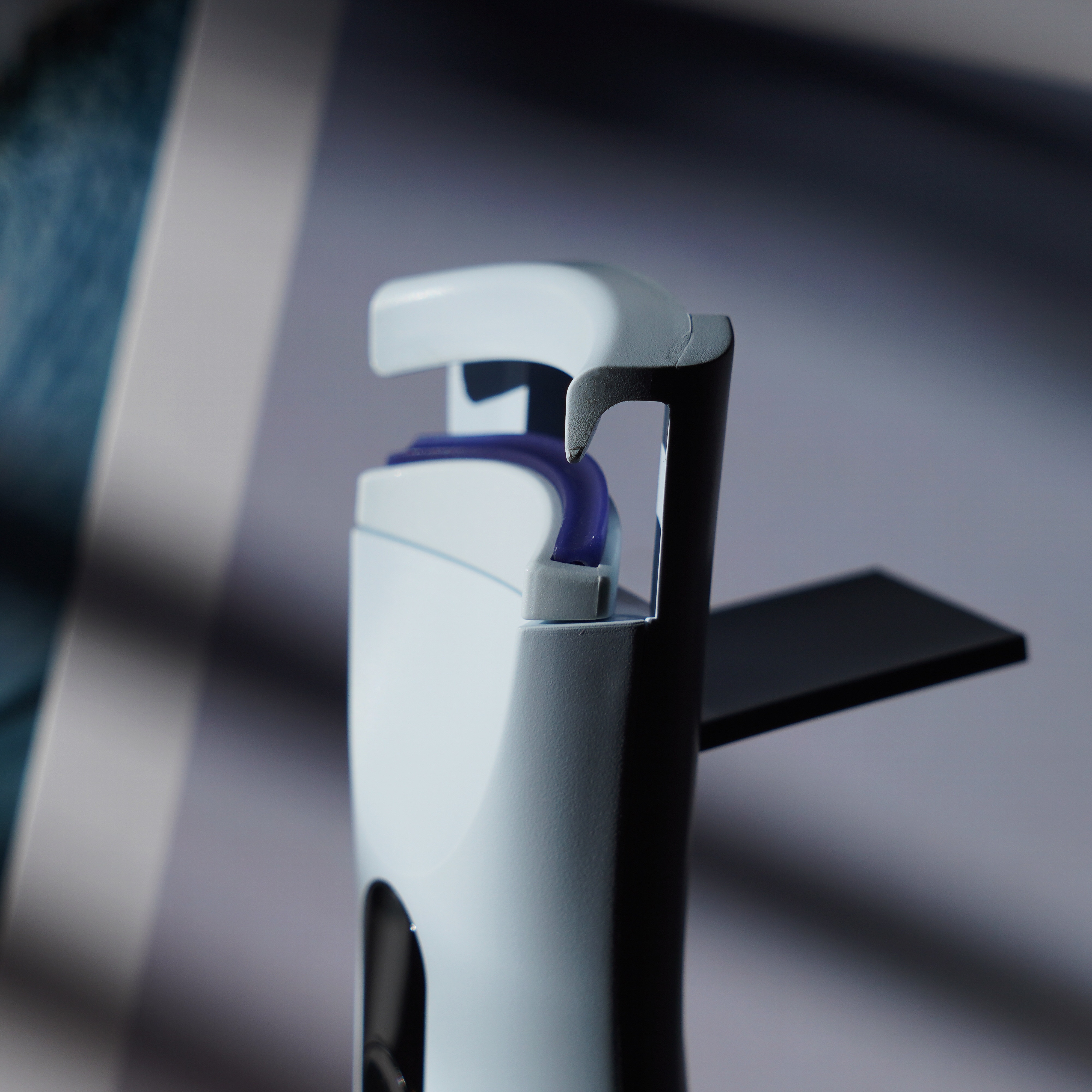 グラムパワーロングラスティング ヒーテッドアイラッシュカーラー/VODANA (ボダナ)/ホットビューラーを使ったクチコミ（3枚目）