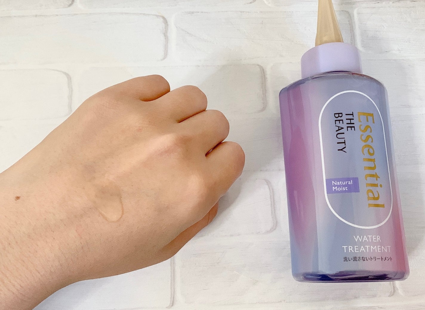 エッセンシャル プレミアム ウォータートリートメント ナチュラルモイスト/エッセンシャル/アウトバストリートメントを使ったクチコミ(4枚目)