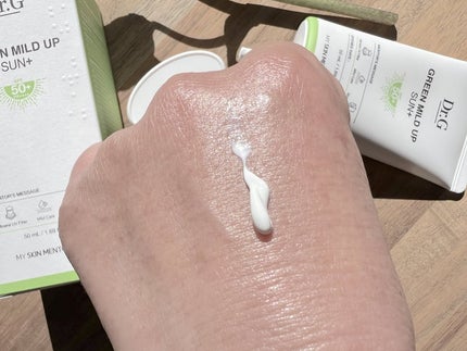 ミスクレオ on LIPS 「肌の状態って毎日違うので日焼け止めもノンケミカル(紫外線散乱剤..」(3枚目)