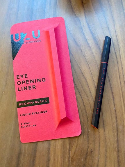 EYE OPENING LINER BROWN-BLACK/UZU BY FLOWFUSHI/リキッドアイライナーを使ったクチコミ(1枚目)