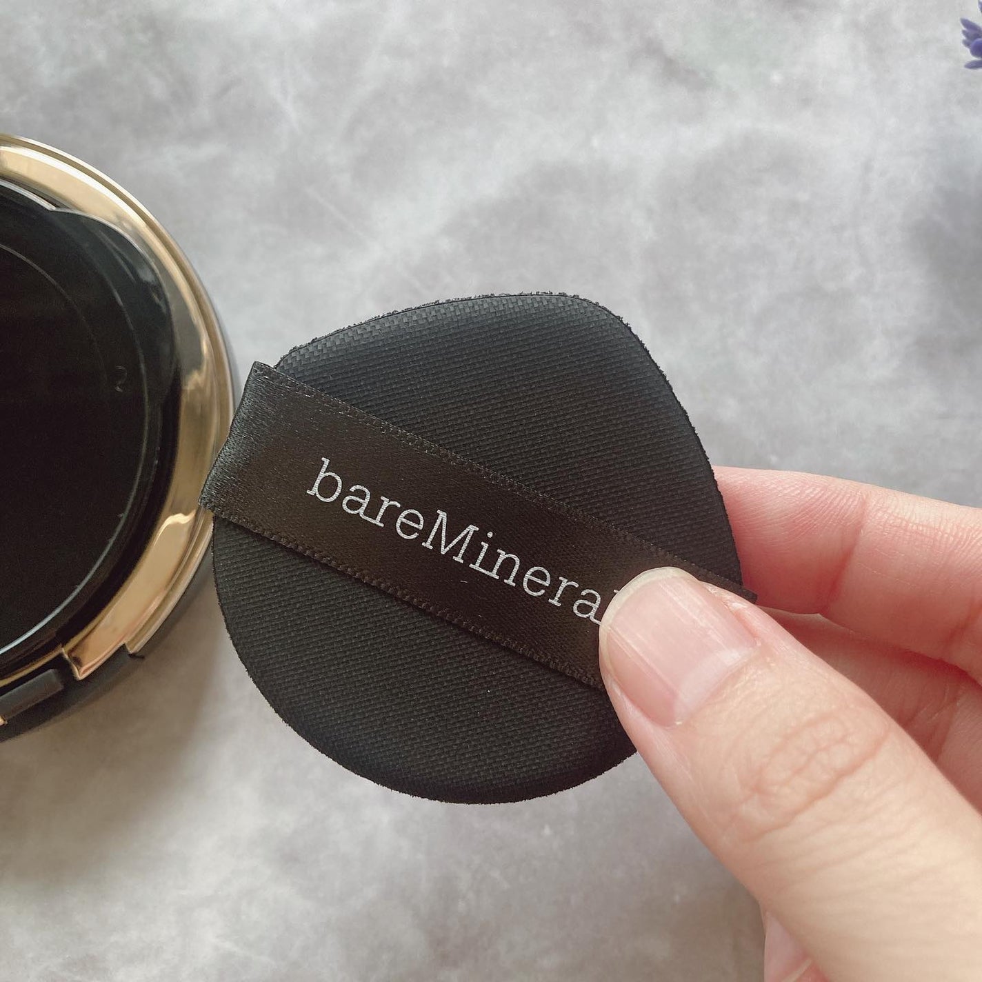 ルソ on LIPS 「ベアミネラルのオリジナルピュアセラムカバーアップクッションを使..」(2枚目)