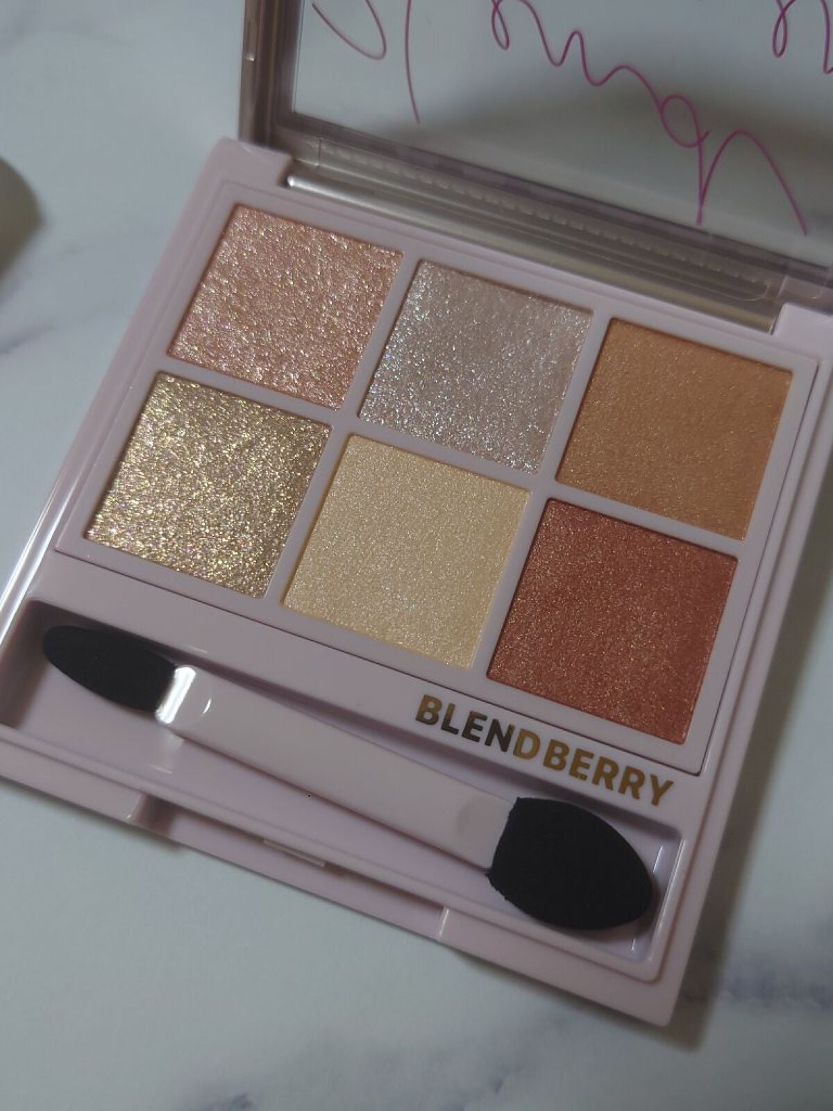 オーラクリエイション/BLEND BERRY/アイシャドウパレットを使ったクチコミ(4枚目)