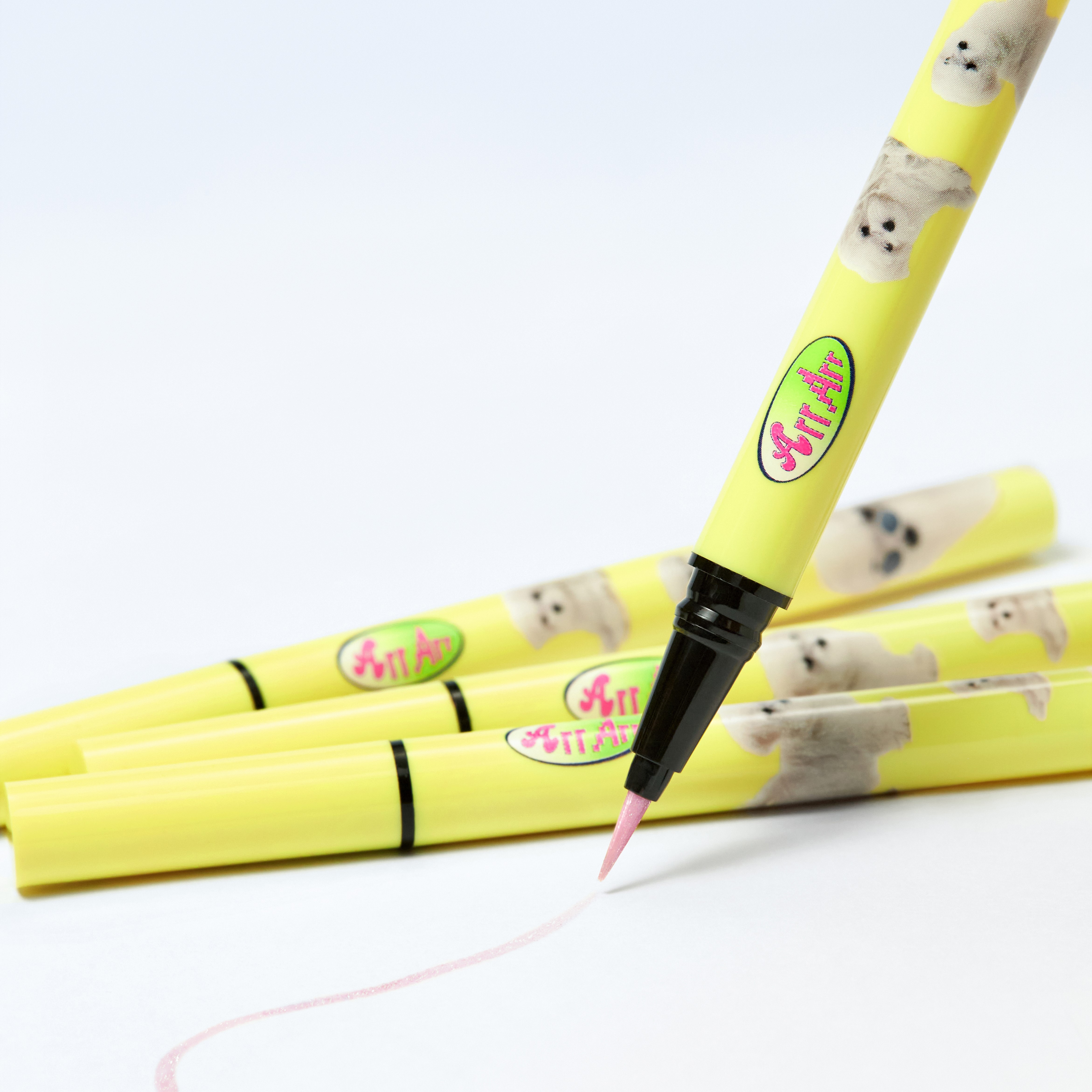 インク シン シン ブラッシュ ライナー/PERIPERA/リキッドアイライナーを使ったクチコミ（1枚目）