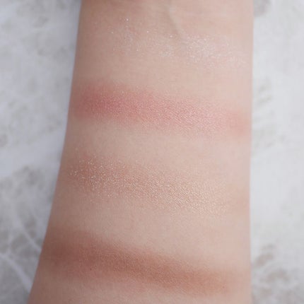 リラクシーアイシャドウ/GENE TOKYO/アイシャドウパレットを使ったクチコミ(4枚目)