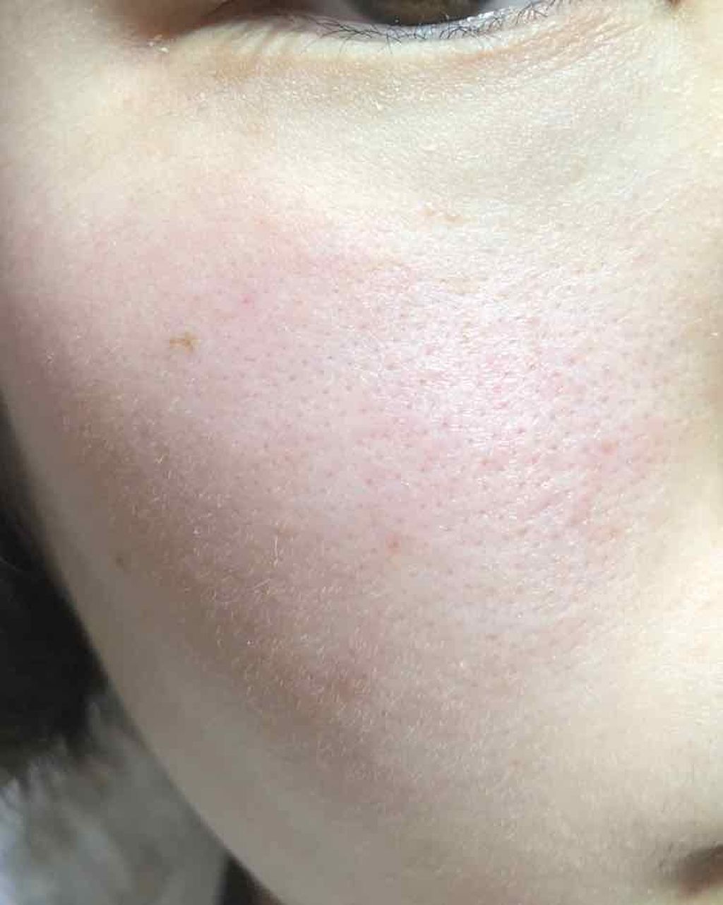 UVウルトラフィットベースN/CEZANNE/化粧下地を使ったクチコミ（2枚目）