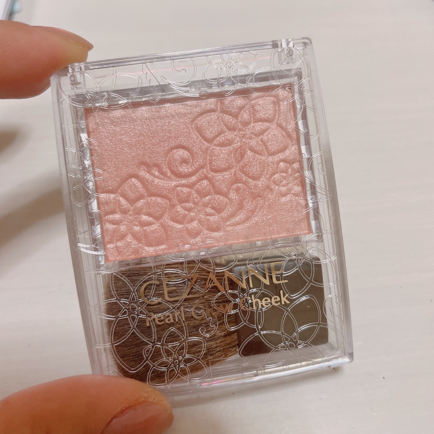 パールグロウニュアンサー/CEZANNE/パウダーハイライトを使ったクチコミ(1枚目)