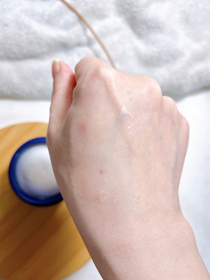 ニベア ロイヤルブルーボディクリーム うるおい密封ケア/ニベア/ボディクリームを使ったクチコミ(5枚目)