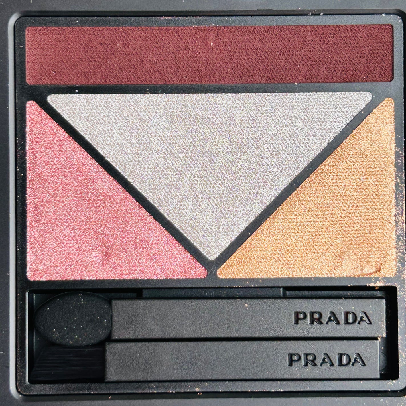 ダイメンションズ マルチエフェクト アイシャドウ/PRADA BEAUTY/アイシャドウパレットを使ったクチコミ(2枚目)