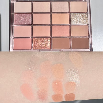 ソフトブラーリングアイパレット 07.ソーダコーラルブラーリング/wakemake/アイシャドウパレットを使ったクチコミ(3枚目)