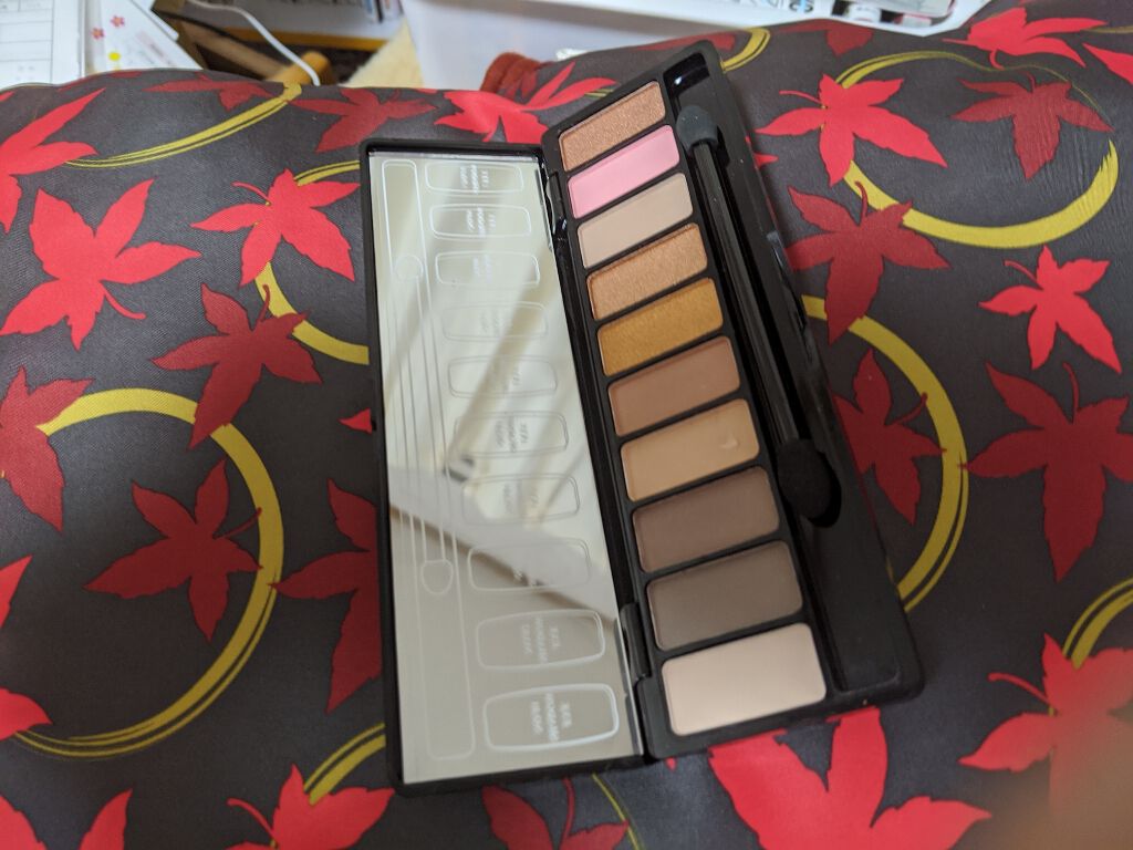 アイシャドウパレット/Lameila/アイシャドウパレットを使ったクチコミ(3枚目)