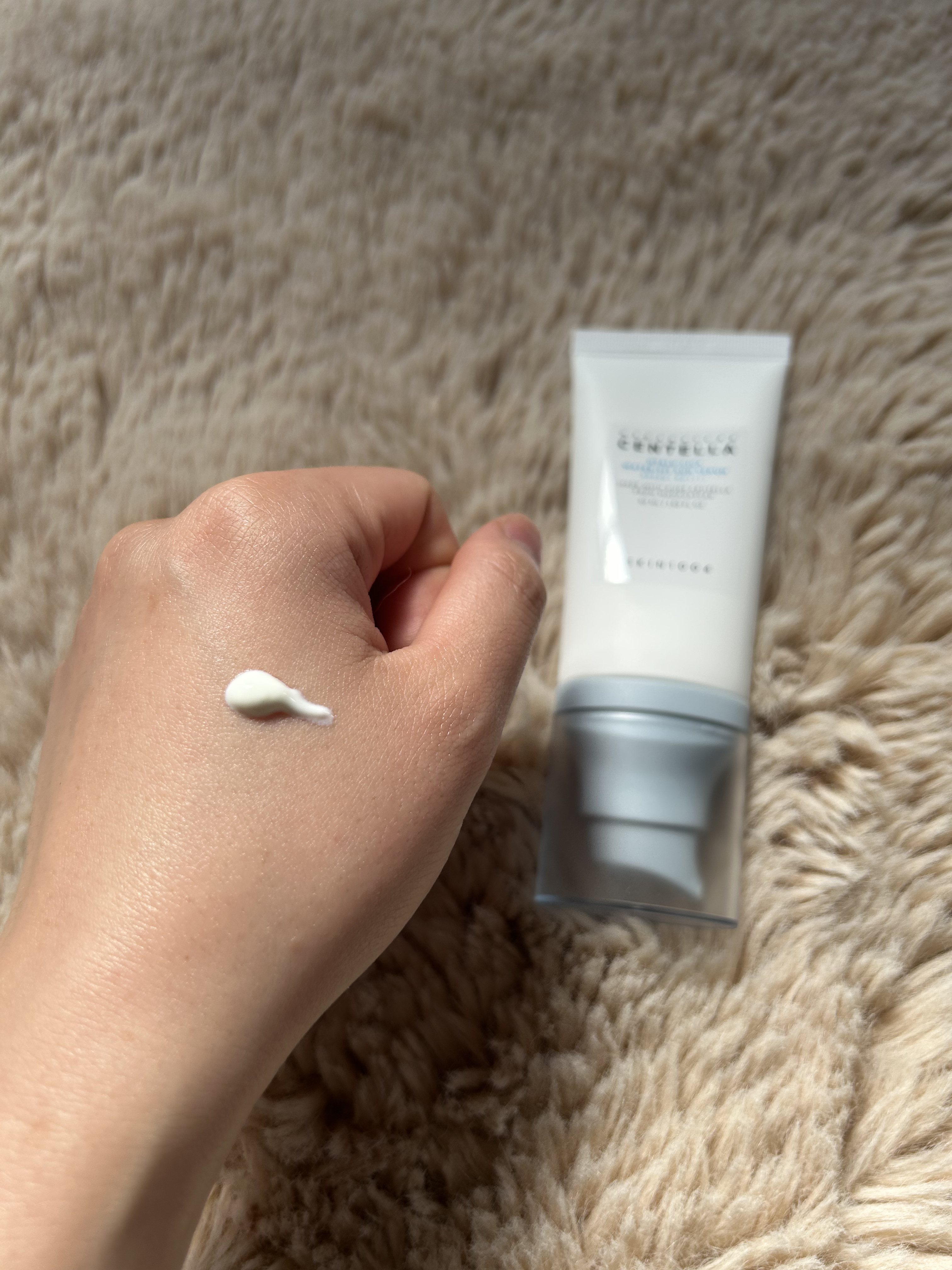 ヒアルーシカ ウォーターフィット サンセラム/SKIN1004/日焼け止めローションを使ったクチコミ（3枚目）