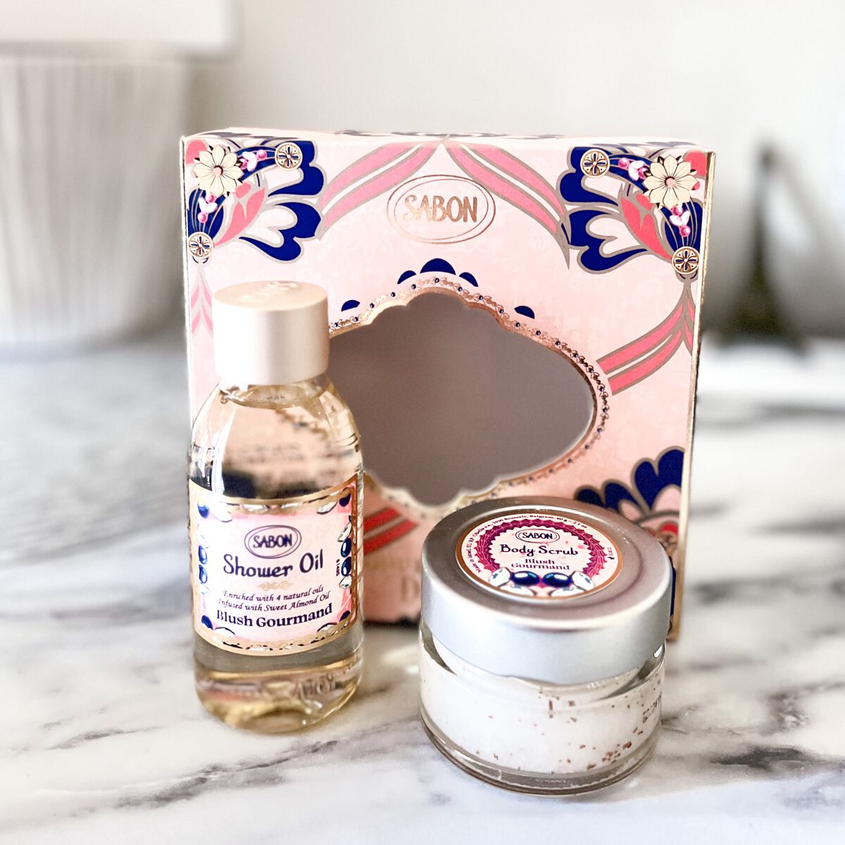 【別荘へ】【限定】SABON スクラブ Blush Gourmand ボディスクラブ S (ブラッシュ・グルマン)』 | SABON (サボン)