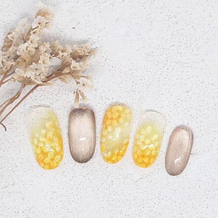 ゆき on LIPS 「金木犀の甘い香りが漂ってきそうネイル。イエローでグラデーション..」(1枚目)