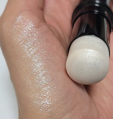 ボーム エサンシエル/CHANEL/スティックハイライトを使ったクチコミ(3枚目)