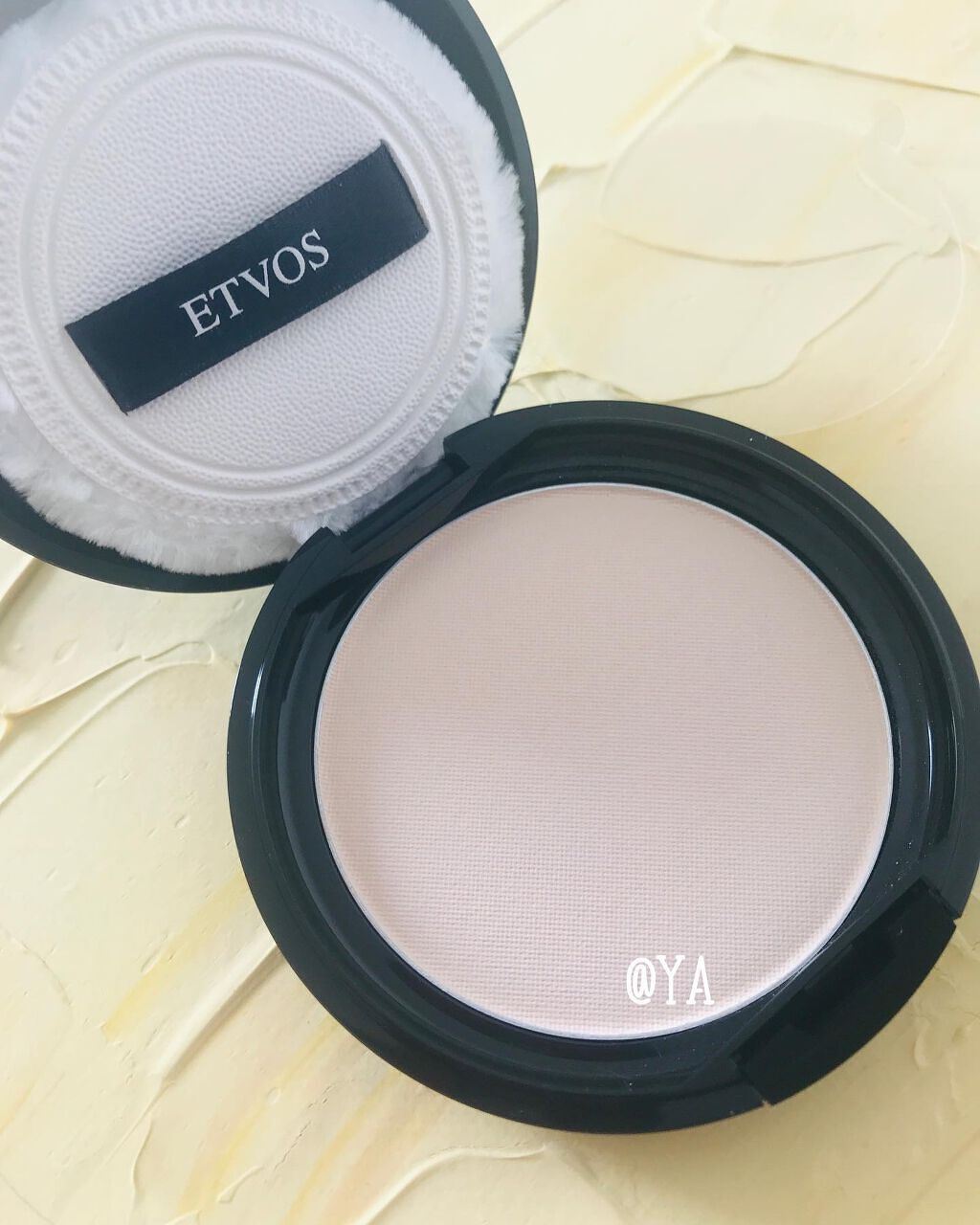 ミネラルシルキーベール/エトヴォス/プレストパウダーを使ったクチコミ（3枚目）