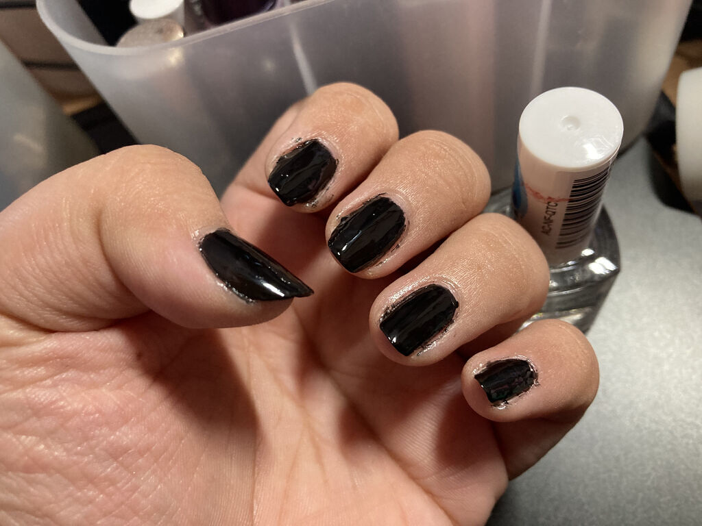 UR GLAM　COLOR NAIL SELECTION BK1＜グロッシーカラー＞/U R GLAM/マニキュアを使ったクチコミ（1枚目）