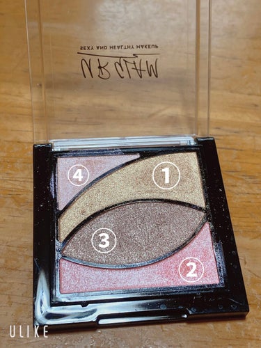 UR GLAM　VELVET EYE COLOR PALETTE/U R GLAM/アイシャドウパレットを使ったクチコミ（2枚目）