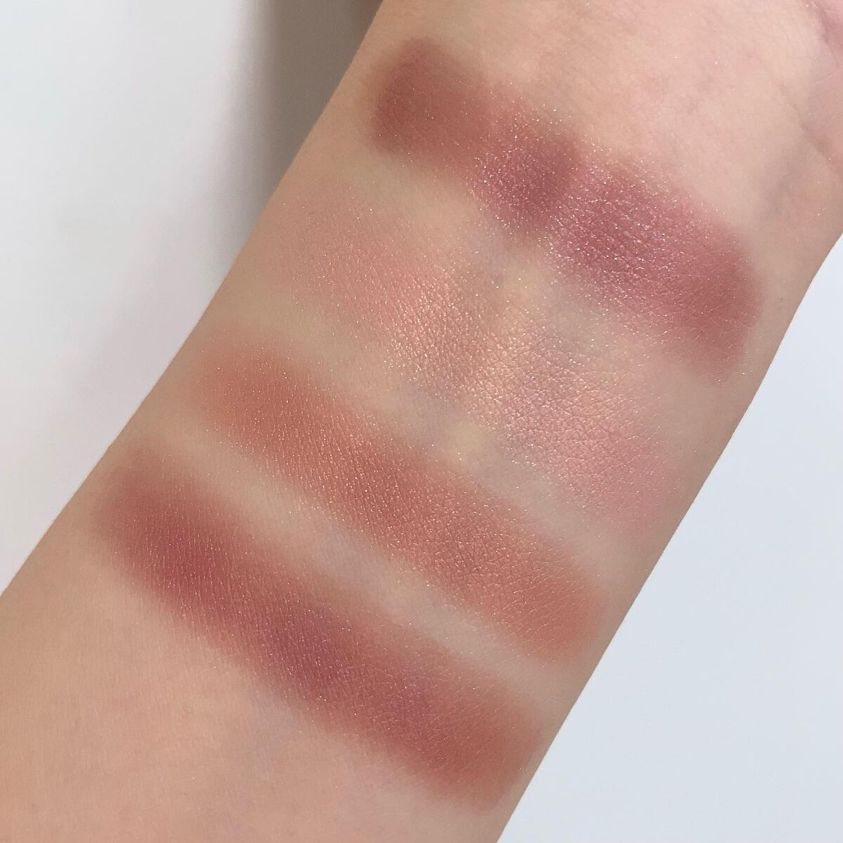 レ キャトル オンブル ツイード 02 ツイード プールプル/CHANEL/アイシャドウパレットを使ったクチコミ（3枚目）