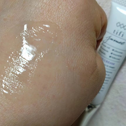 ジュメル アイクリーム/Jumel(ジュメル)/アイケア・アイクリームを使ったクチコミ(5枚目)