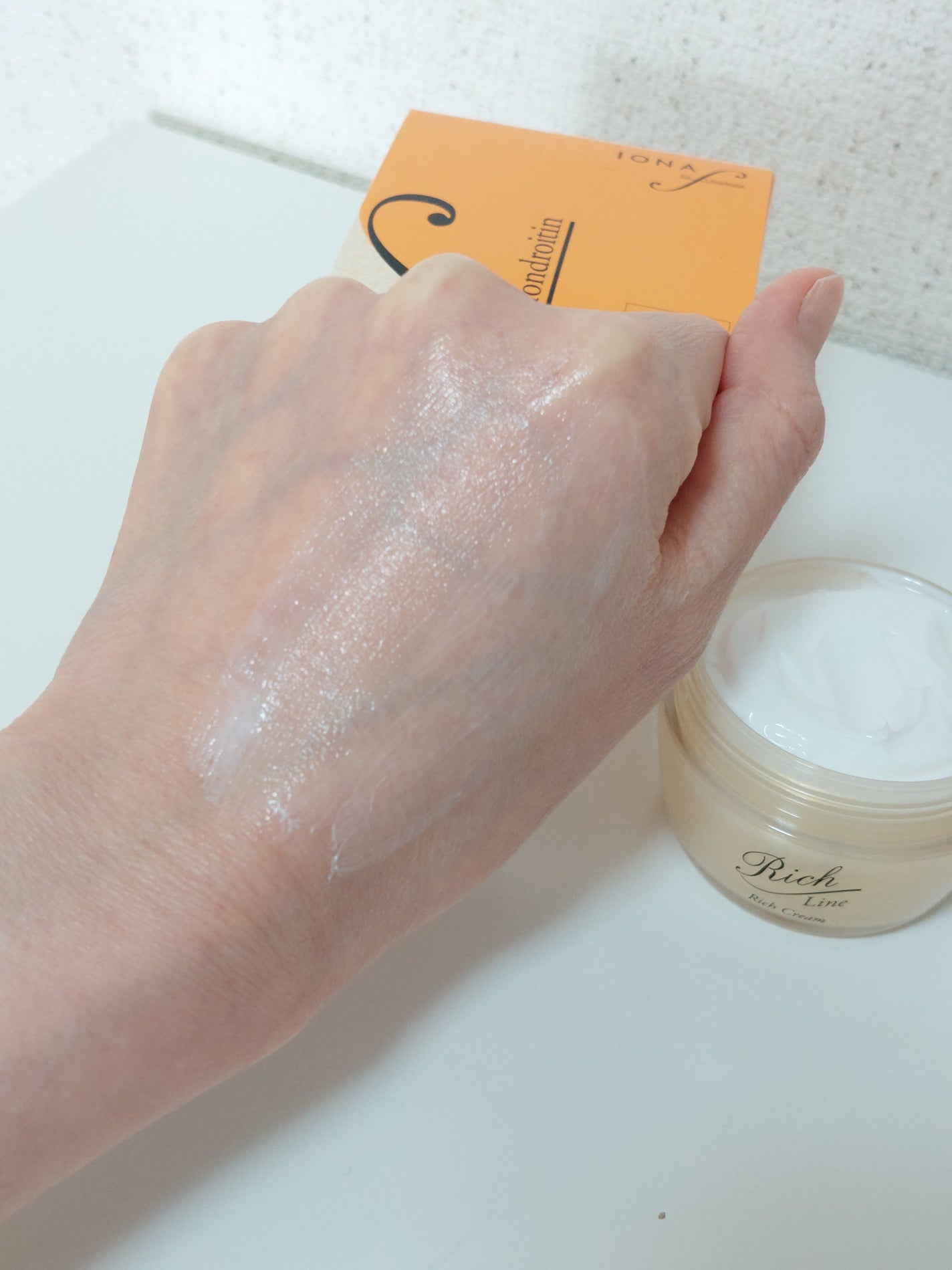 リッチ クリーム/イオナ エフ/フェイスクリームを使ったクチコミ(6枚目)