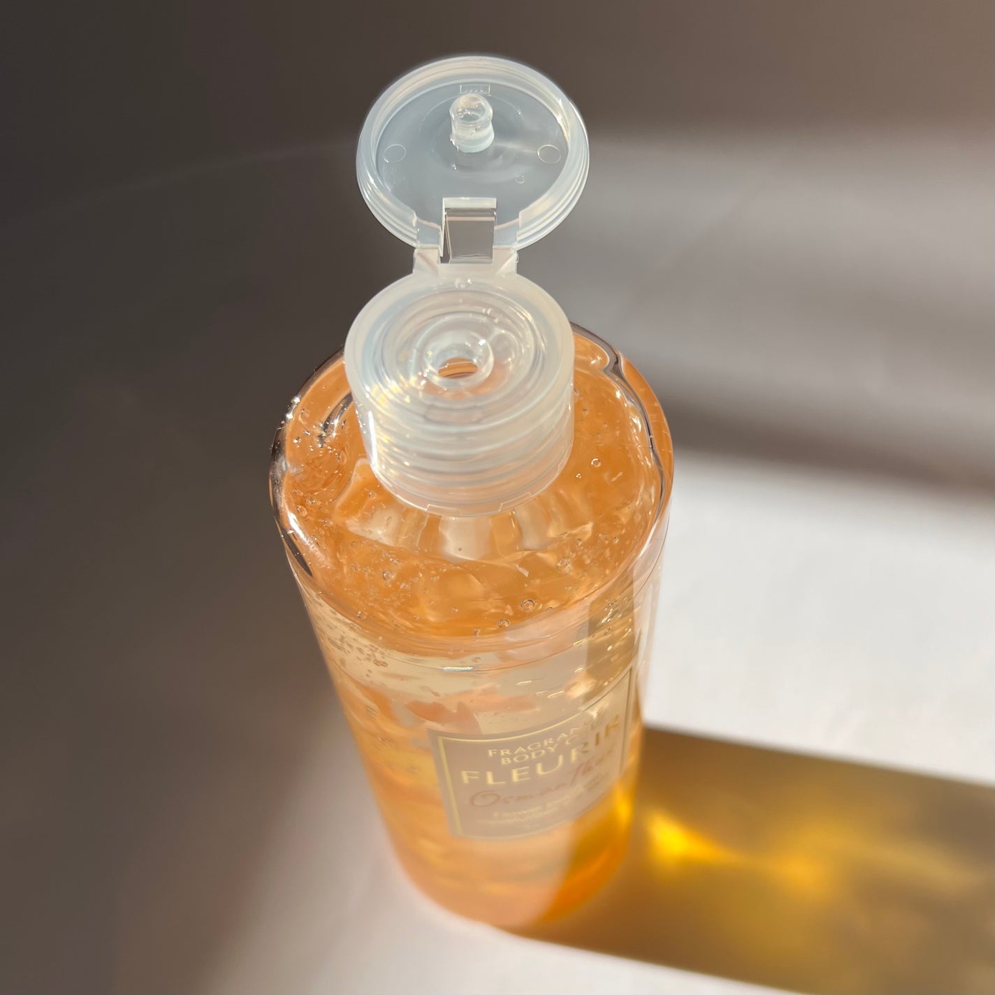 フルリールボディジェル オスマンサス/MOC/ボディローションを使ったクチコミ(2枚目)