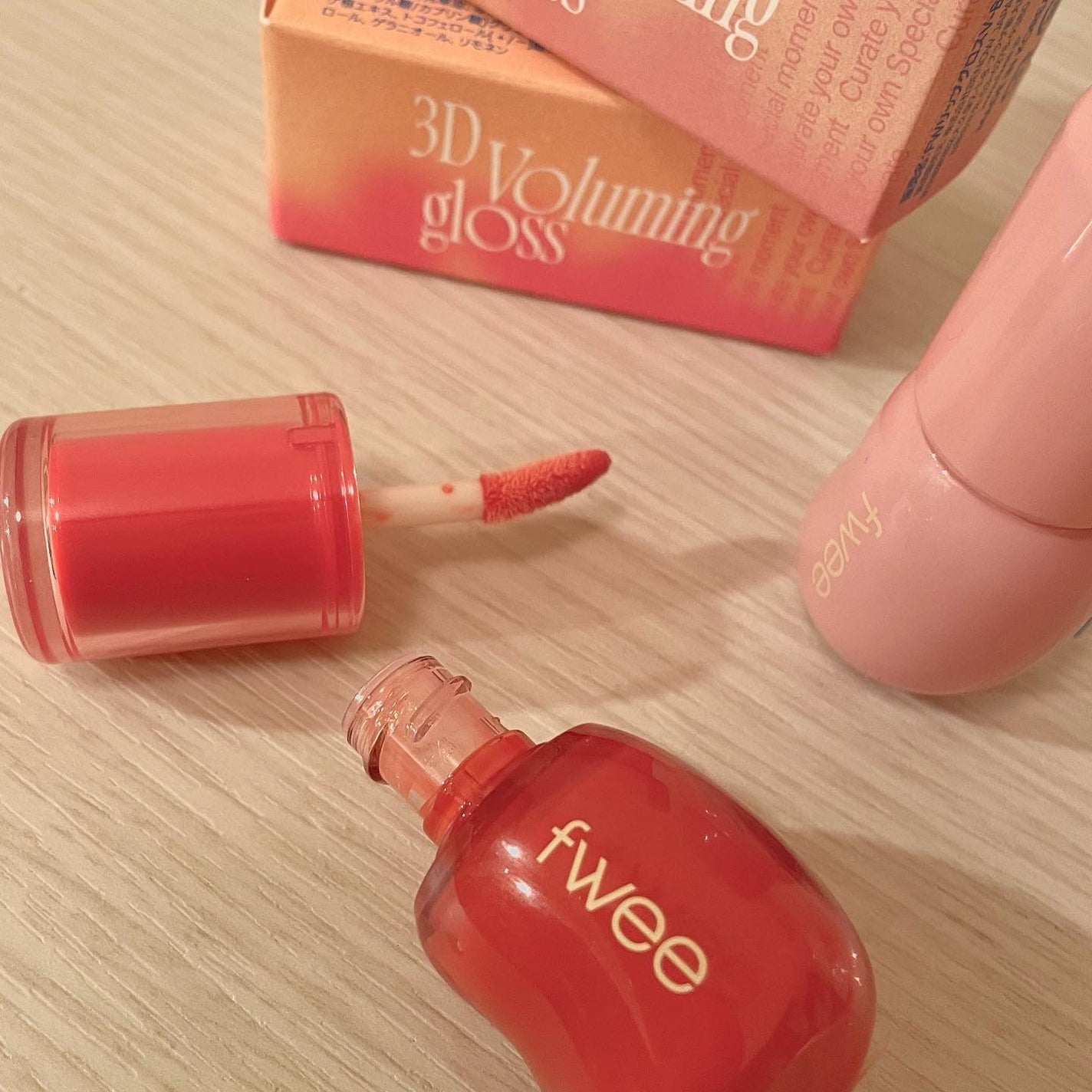 フィー 3Dボリューミンググロス/fwee/リップグロスを使ったクチコミ(3枚目)