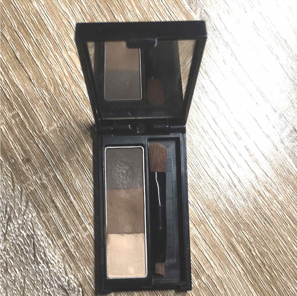 ケイト デザイニングアイブロウ3D/KATE/パウダーアイブロウを使ったクチコミ(1枚目)