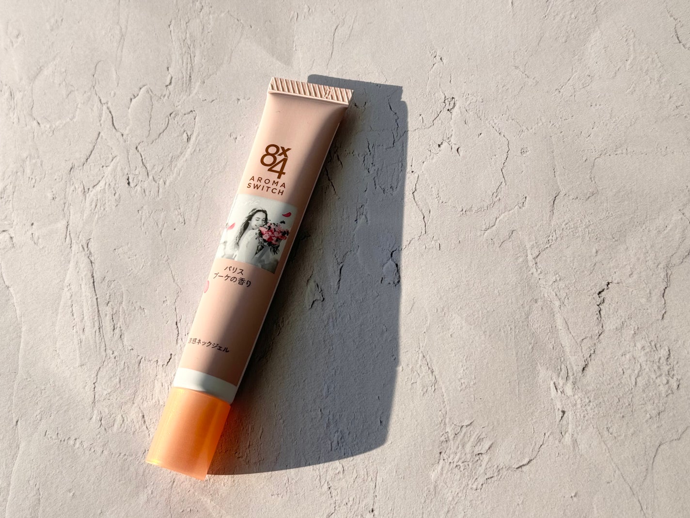 8x4 アロマスイッチ 涼感ネックジェル パリスブーケの香り/8x4/デオドラント・制汗剤を使ったクチコミ(2枚目)