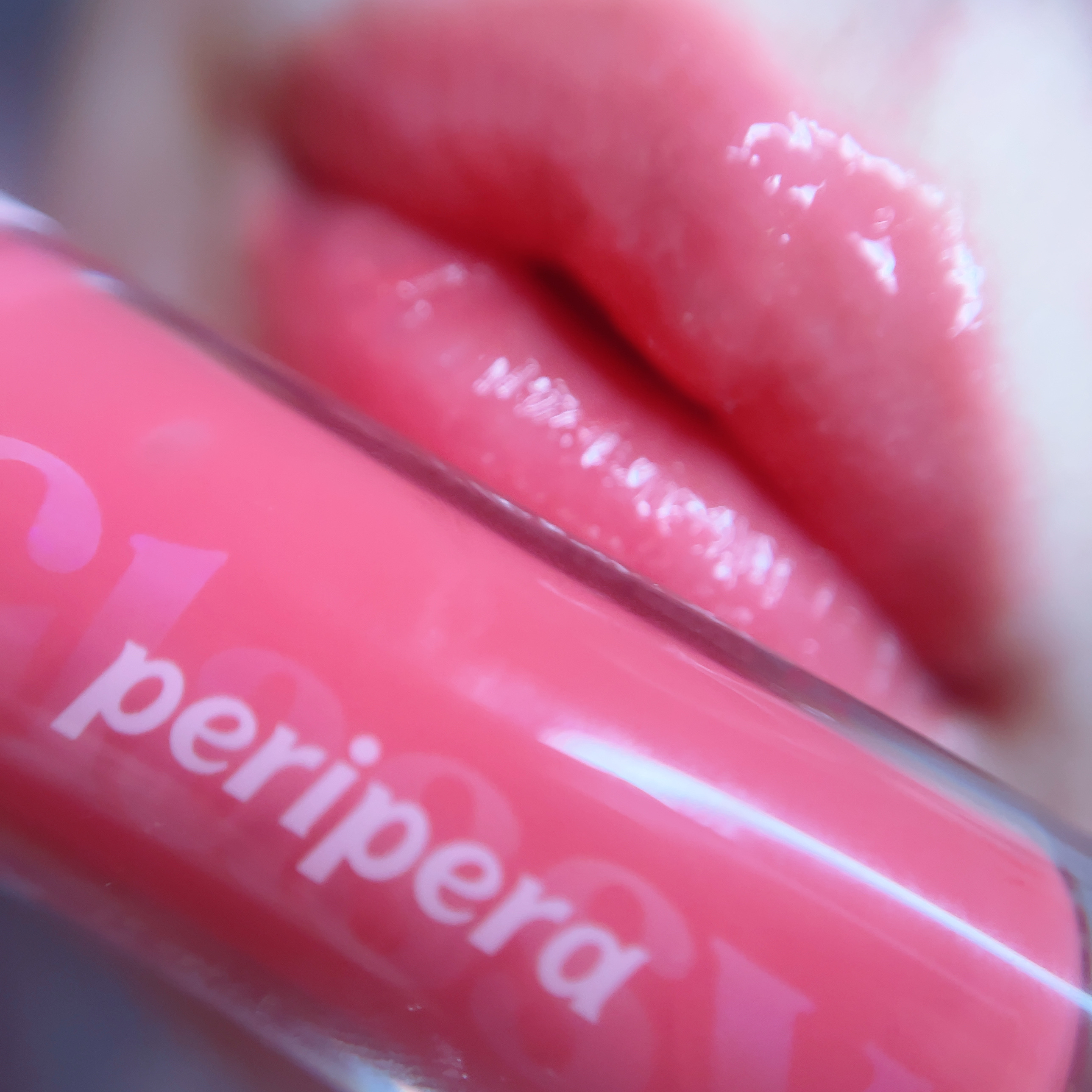 インク グラスティング リップ グロス/PERIPERA/リップグロスを使ったクチコミ（3枚目）