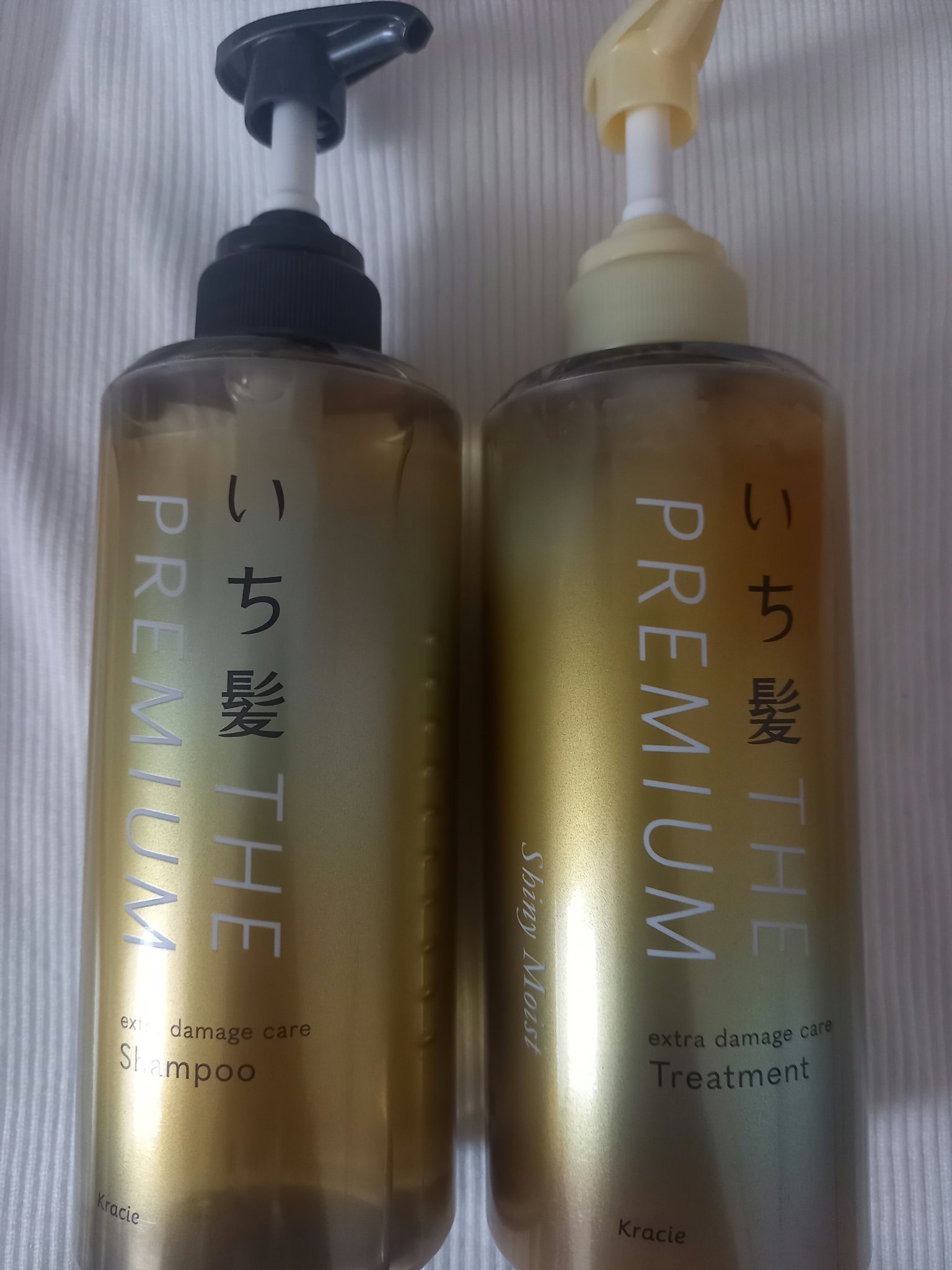 THE PREMIUM エクストラダメージケアシャンプー／トリートメント（シャイニーモイスト）/いち髪/市販シャンプーを使ったクチコミ（1枚目）