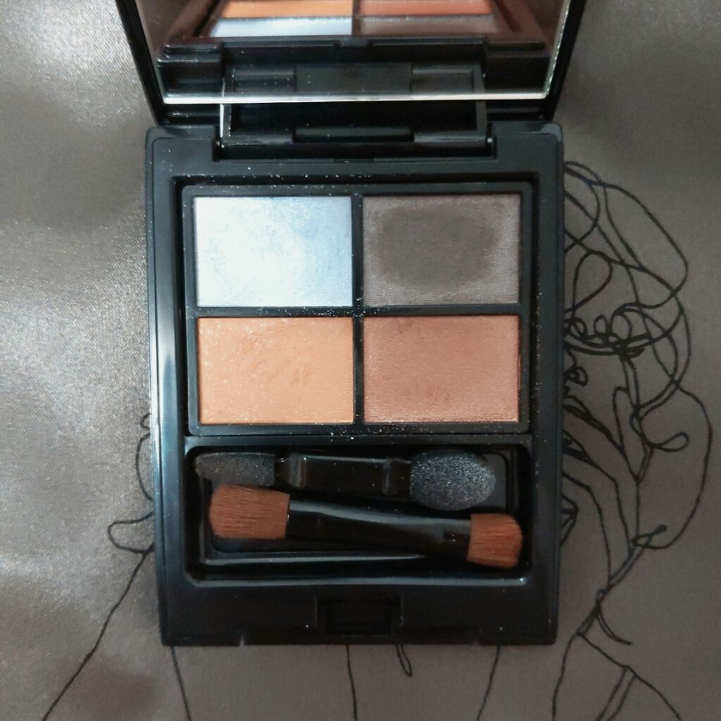 ミネラルクラッシィシャドー/エトヴォス/アイシャドウパレットを使ったクチコミ(2枚目)