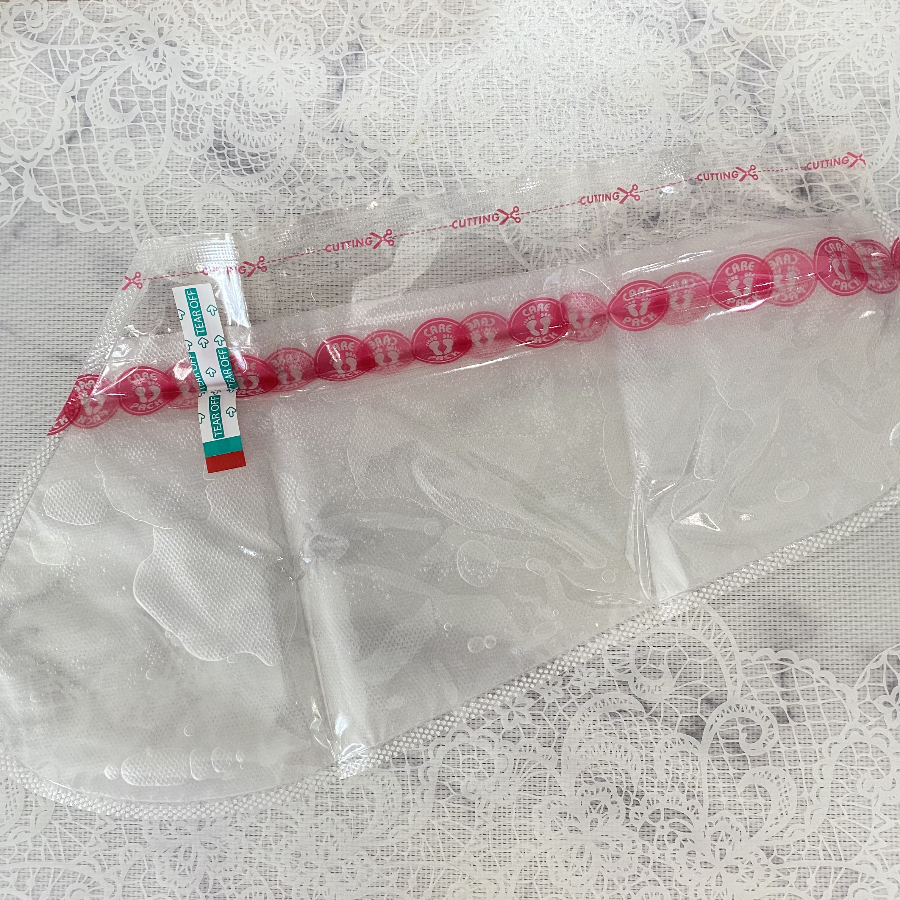 あしやすめ 足裏角質ケアパック/鎌倉ライフ/レッグ・フットケアを使ったクチコミ（3枚目）