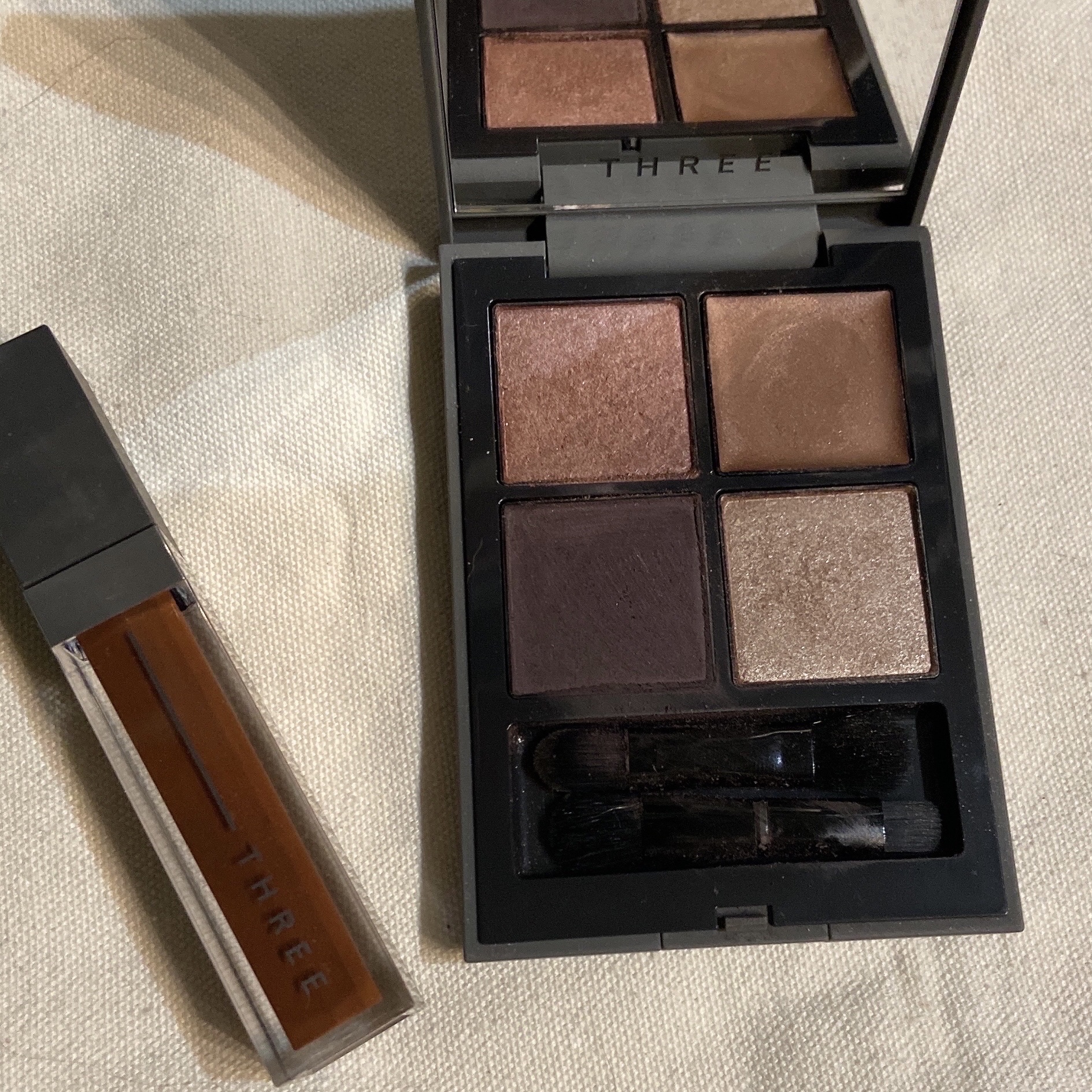 アルカミストツイストフォーアイ 09 REAL WILD........./THREE/リキッドアイシャドウを使ったクチコミ（1枚目）