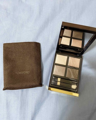 アイ カラー クォード/TOM FORD BEAUTY/パウダーアイシャドウを使ったクチコミ（1枚目）