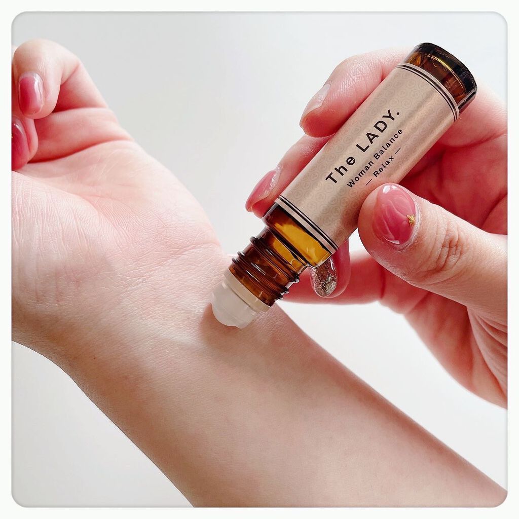 ウーマンバランス ロールオンアロマ/The LADY./その他を使ったクチコミ(5枚目)
