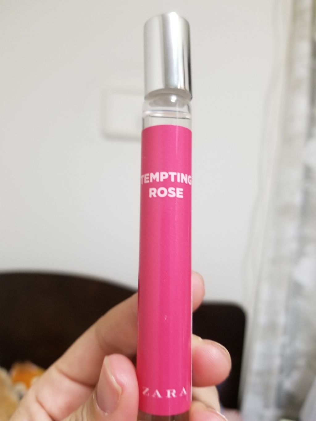 テンプティング ローズ ZARA