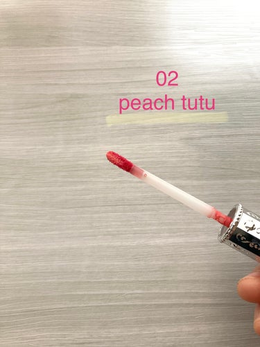 ジルスチュアート タイムレスグロウ ルージュティント 02 peach tutu/JILL STUART/口紅を使ったクチコミ（3枚目）