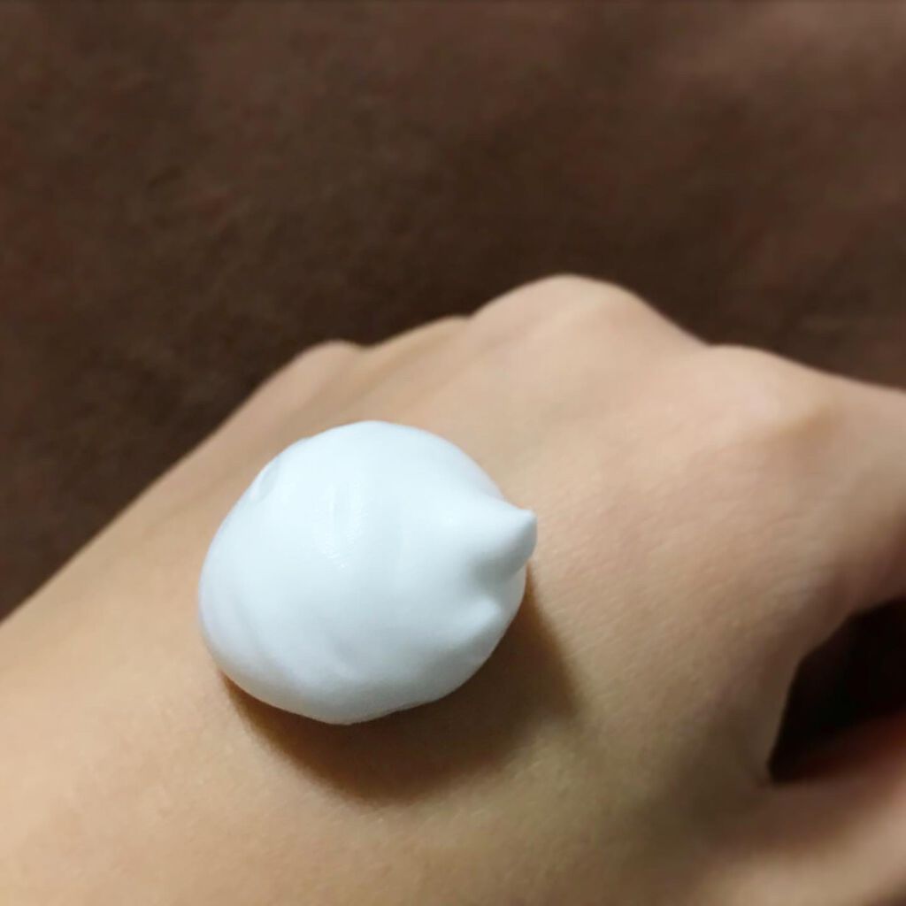 ホイップラップハンドクリーム/ビューティーワールド/ハンドクリームを使ったクチコミ(2枚目)