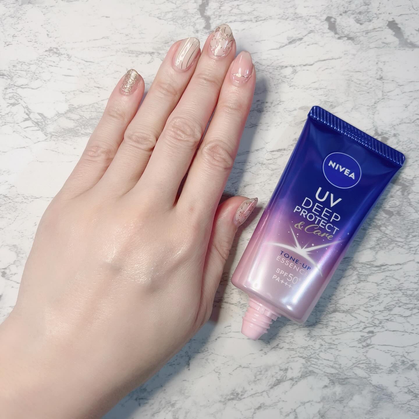 ニベアUV ディープ プロテクト＆ケア トーンアップ エッセンス/ニベア/日焼け止めローションを使ったクチコミ（1枚目）
