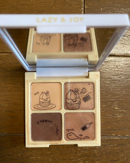 ぐでたまアイシャドウ/HOLIKA HOLIKA/アイシャドウパレットを使ったクチコミ(2枚目)