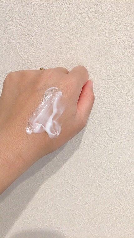 ハンドベール ウィルフリーリッチミルク/メンソレータム/ハンドクリームを使ったクチコミ(4枚目)