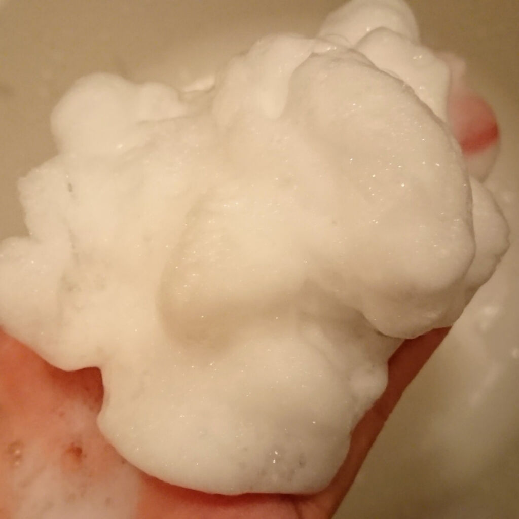 Nude ポアクレイソープ/ONLY MINERALS/洗顔石鹸を使ったクチコミ（2枚目）