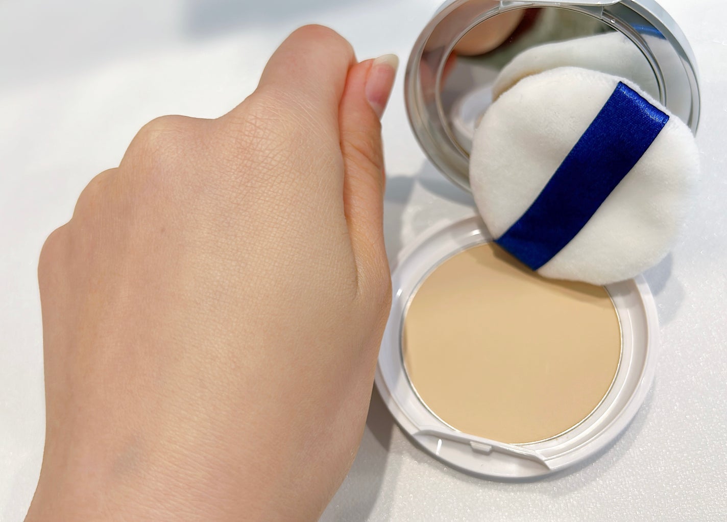 トランシーノ薬用UVパウダーEX/トランシーノ/日焼け止めパウダーを使ったクチコミ(7枚目)