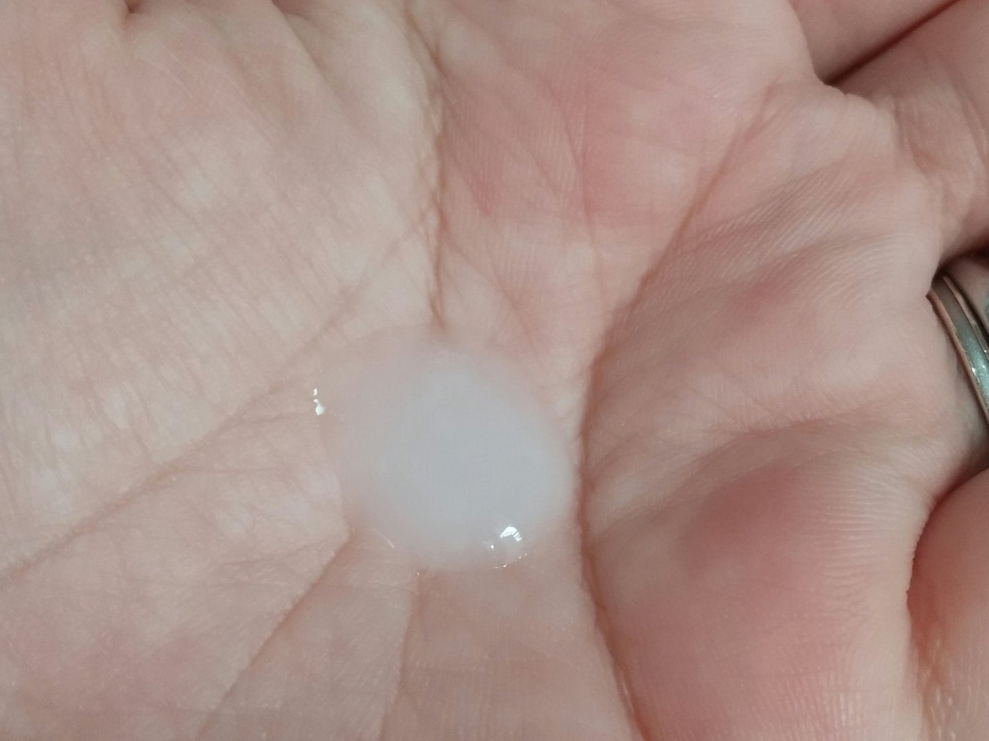 ボタニカル リペア オーバーナイト セラム/AVEDA/アウトバストリートメントを使ったクチコミ(3枚目)