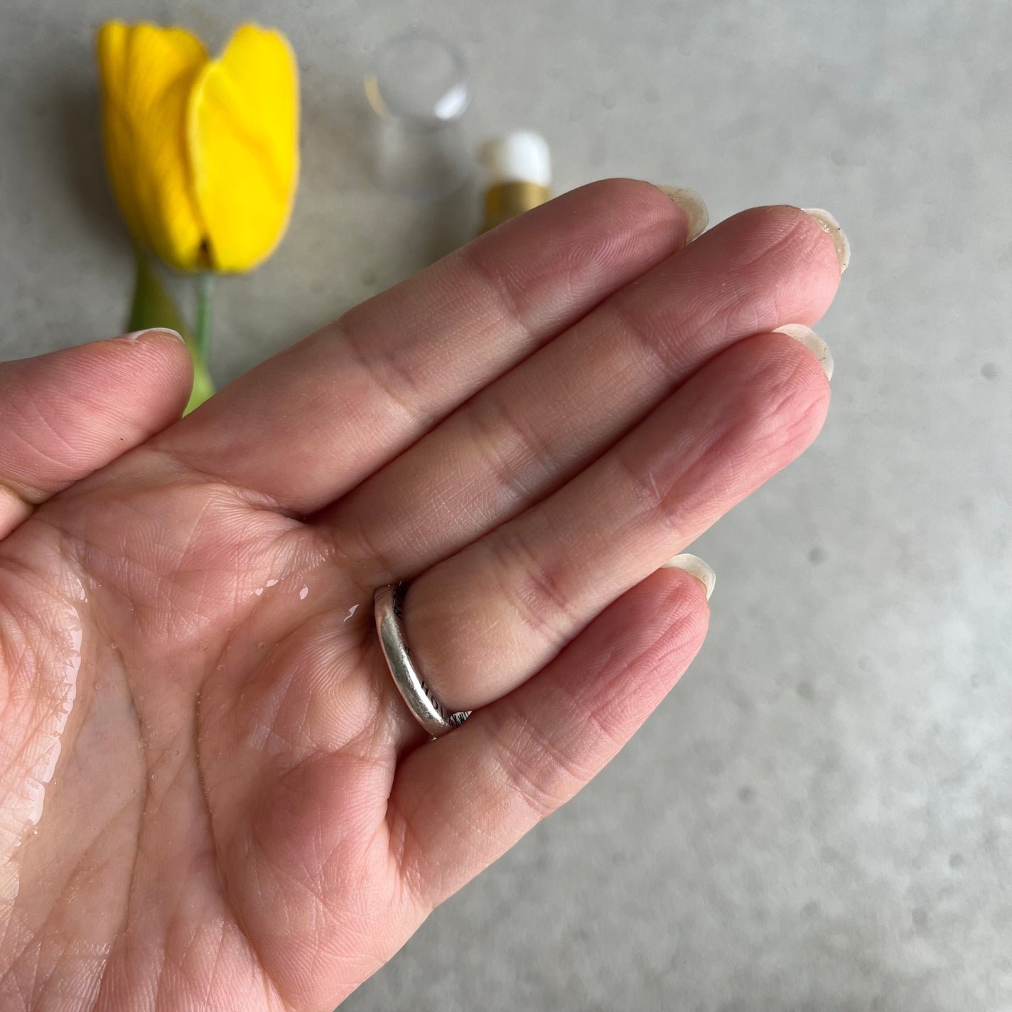 スーパーリッチシャイン ダメージリペア とろとろ補修ヘアオイル/LUX/ヘアオイルを使ったクチコミ(2枚目)