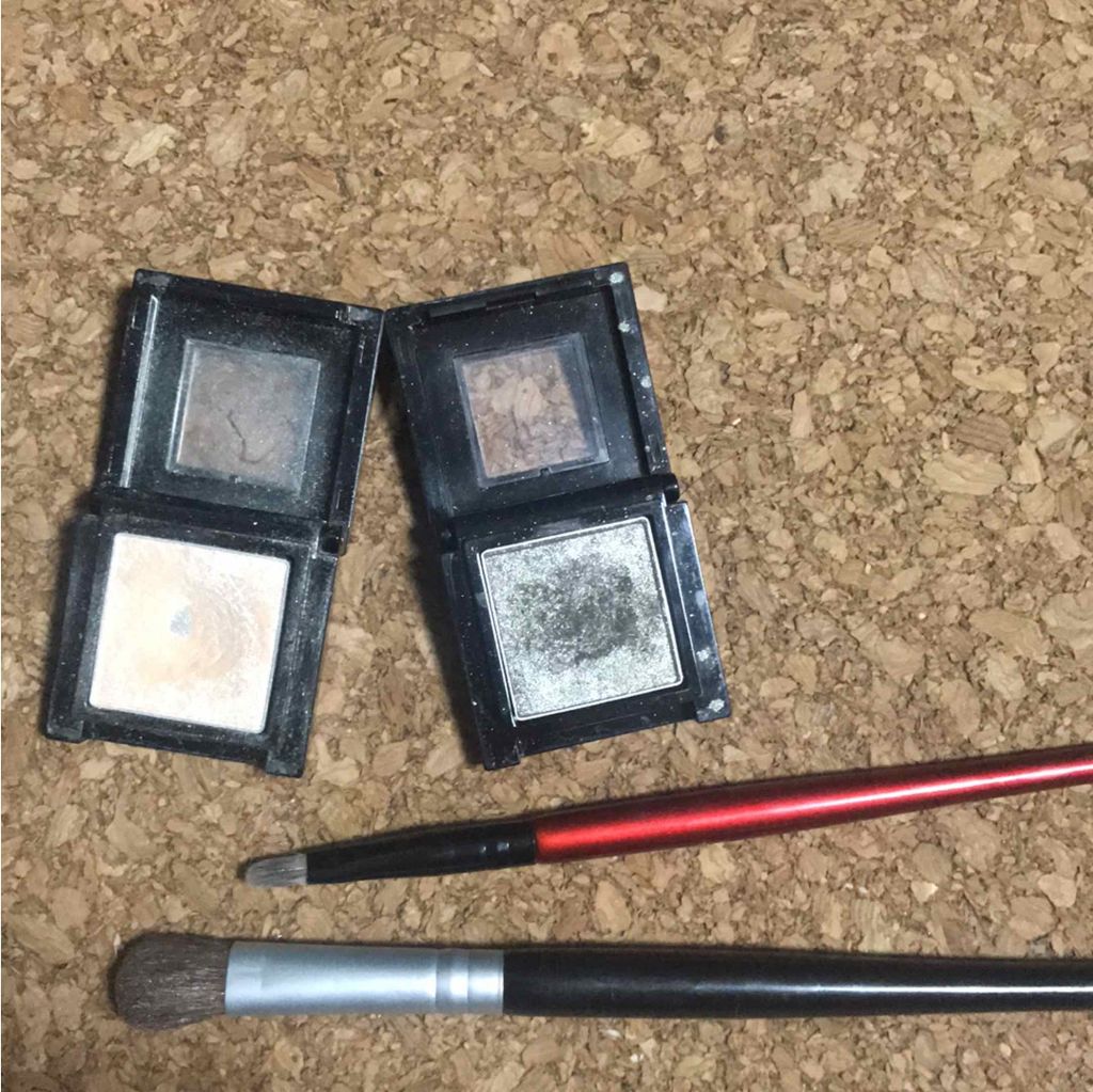 ヴィセ アヴァン シングルアイカラー/Visée/単色アイシャドウを使ったクチコミ（2枚目）