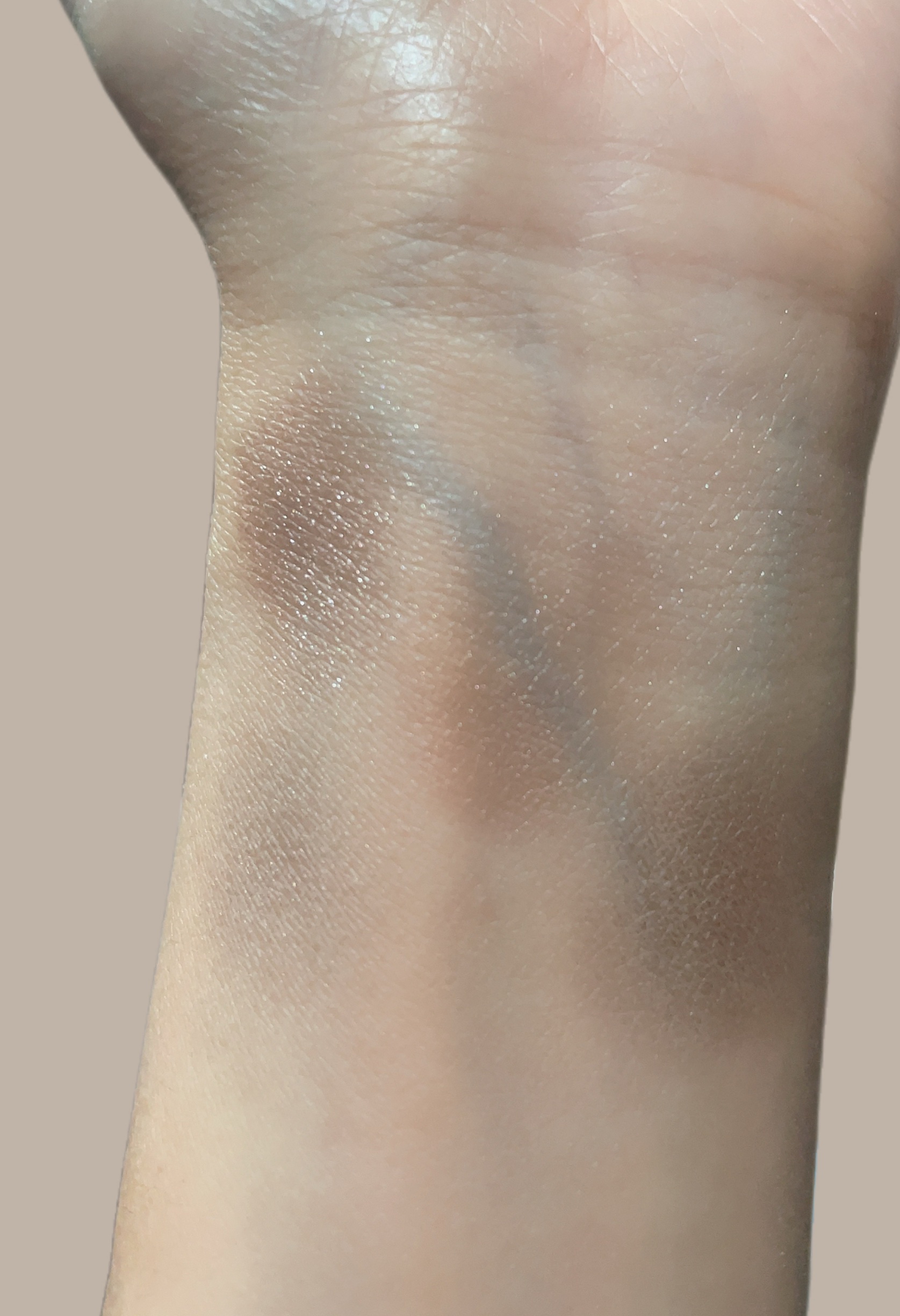 ディオールショウ サンク クルール/Dior/アイシャドウを使ったクチコミ（2枚目）