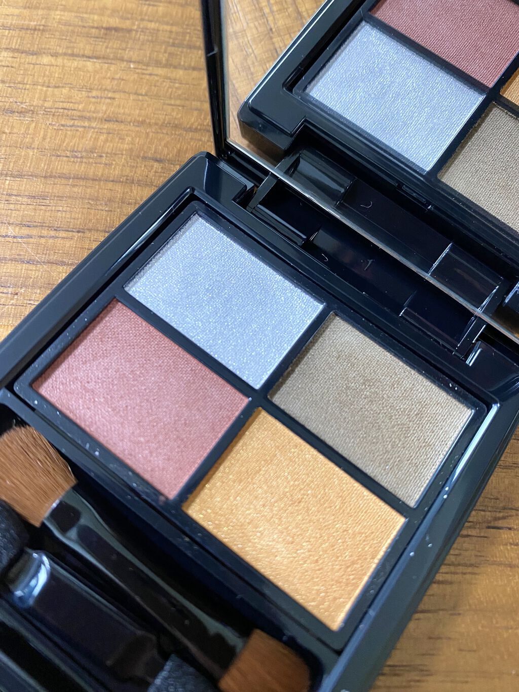 ミネラルクラッシィシャドー メープルガーランド（限定）/エトヴォス/アイシャドウパレットを使ったクチコミ（1枚目）