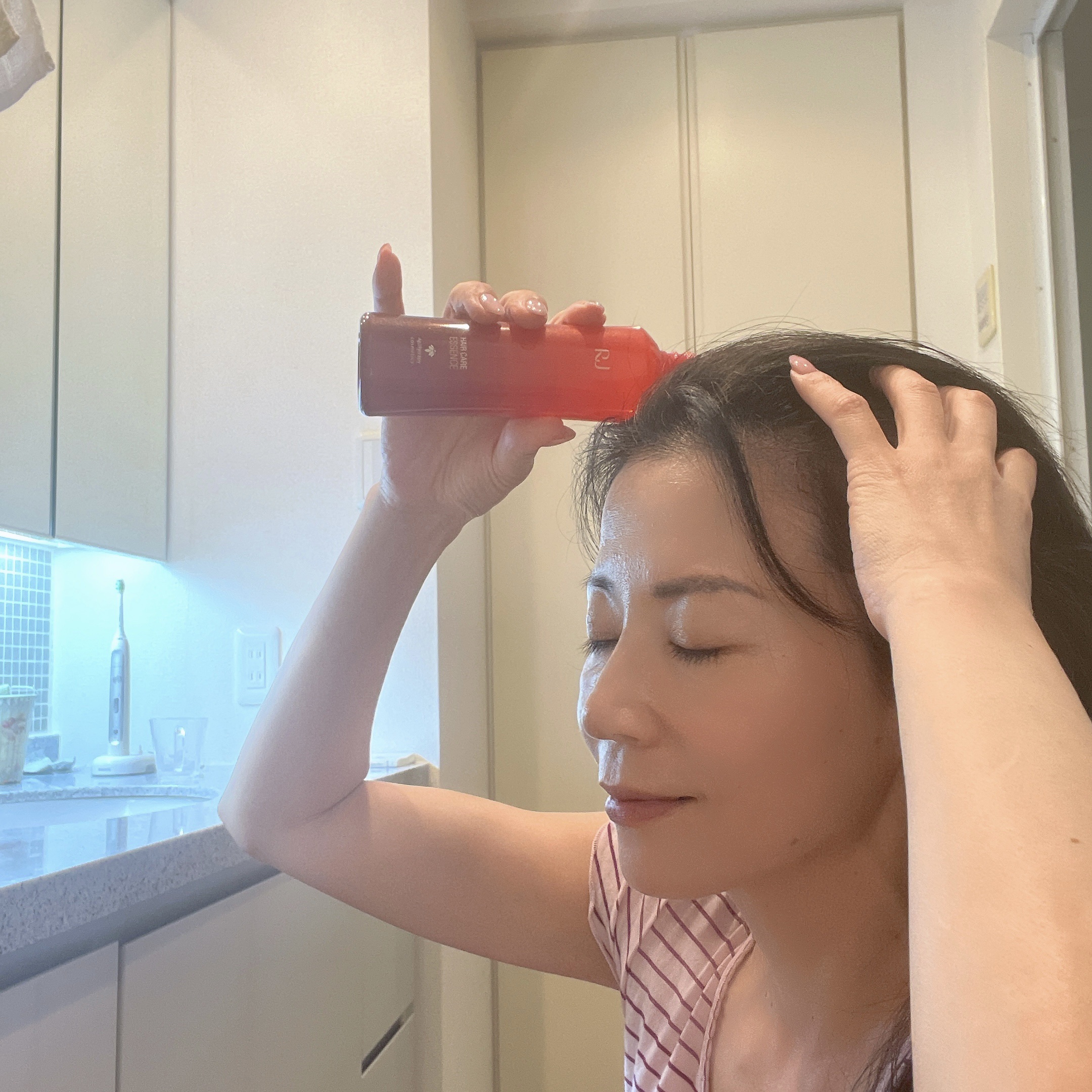 薬用 RJ地肌ケア エッセンス /アピセラピーコスメティクス/頭皮ローションを使ったクチコミ（3枚目）