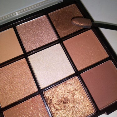 UR GLAM　BLOOMING EYE COLOR PALETTE 01/U R GLAM/アイシャドウパレットを使ったクチコミ（2枚目）